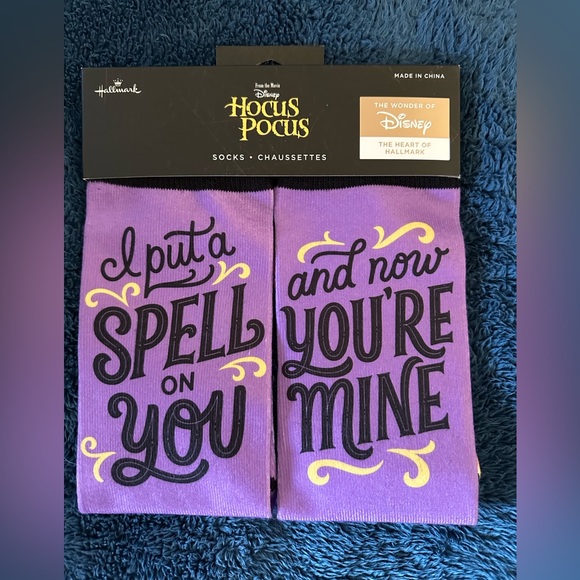 Disney Hocus Pocus Socks - Picture 2 of 3